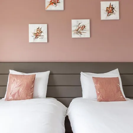 La Dolce By Plaza Apartment *